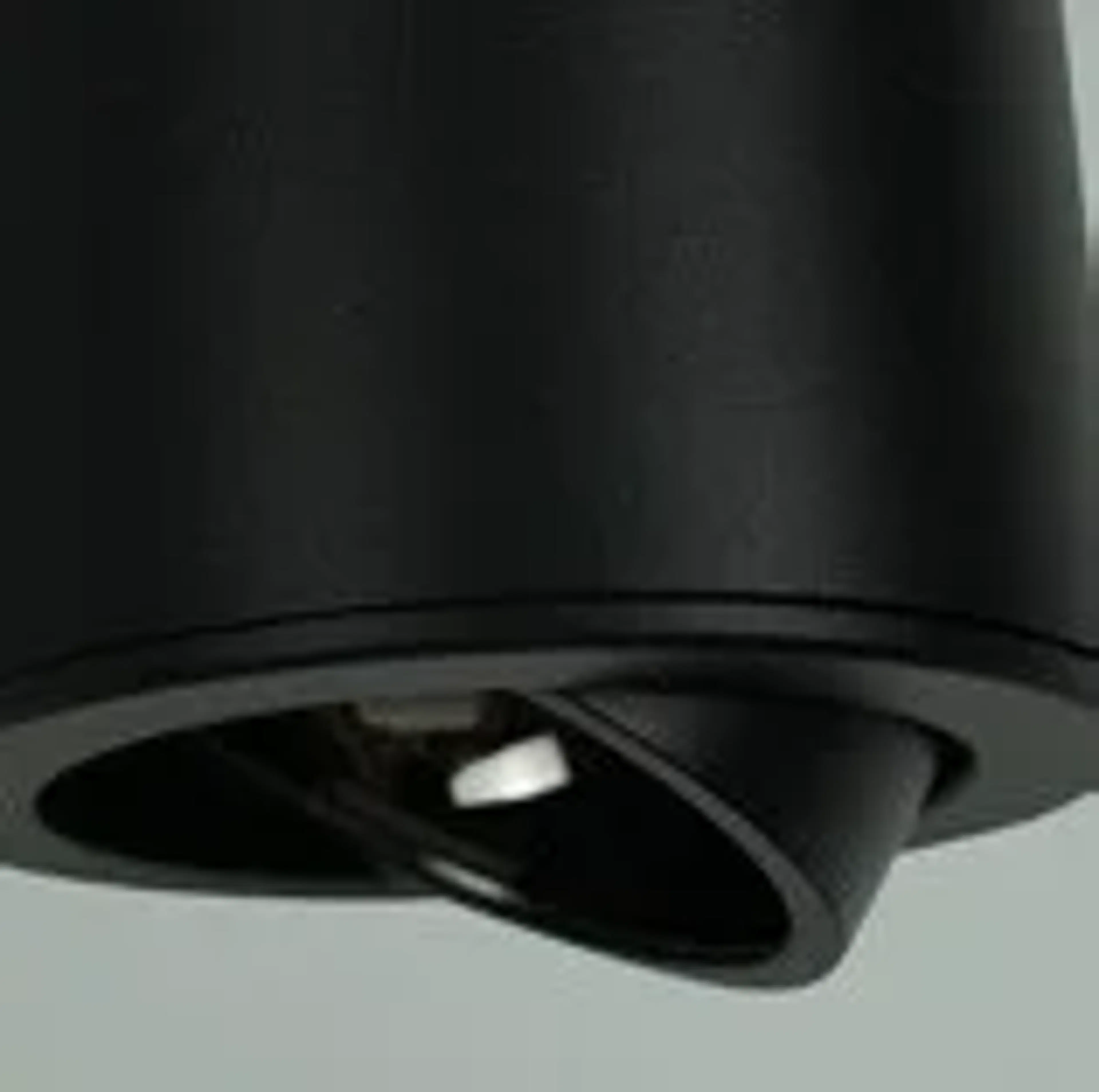 AR 210 - Image 3