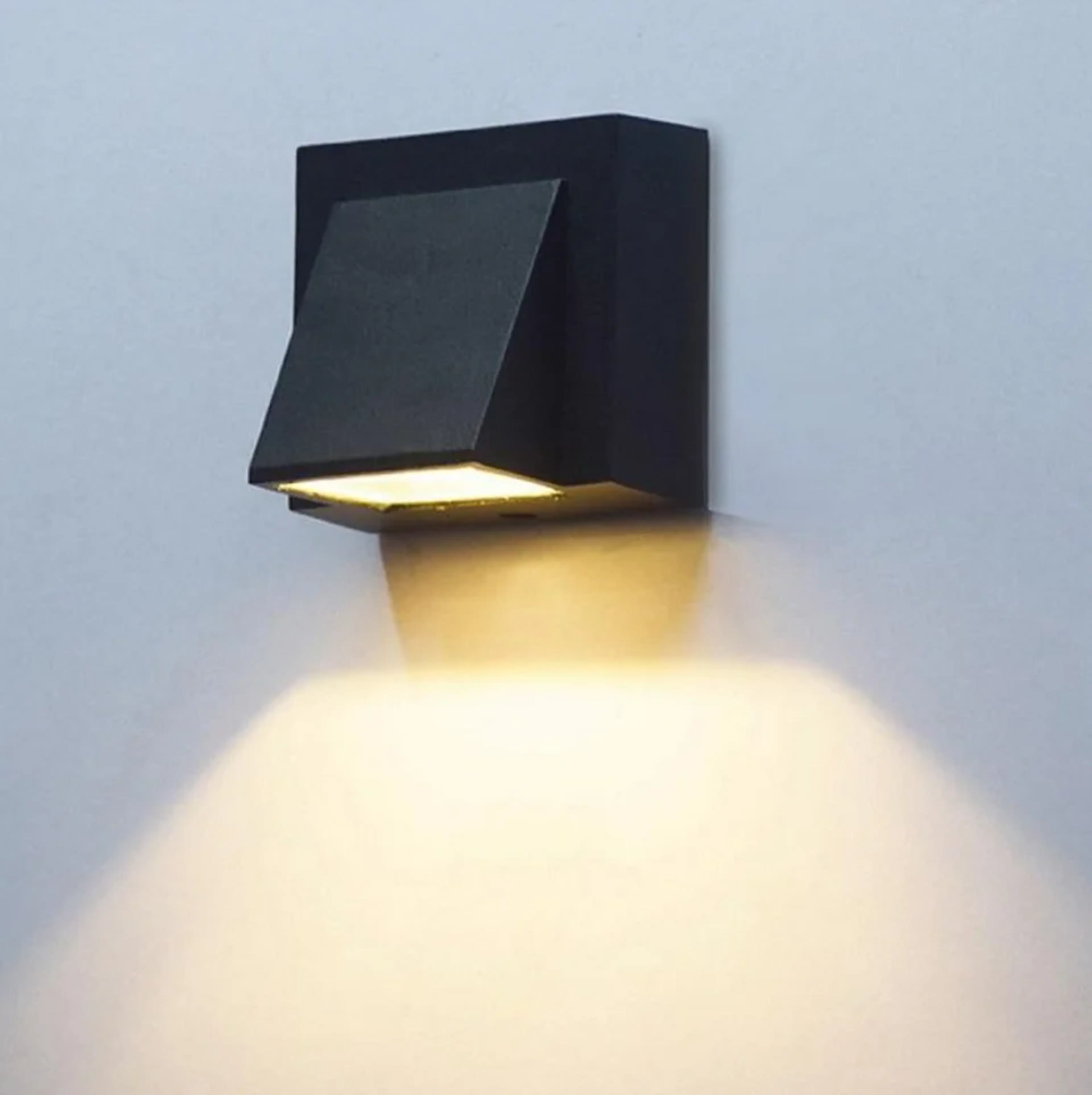 LAMPU DINDING HTW575-3W-6W