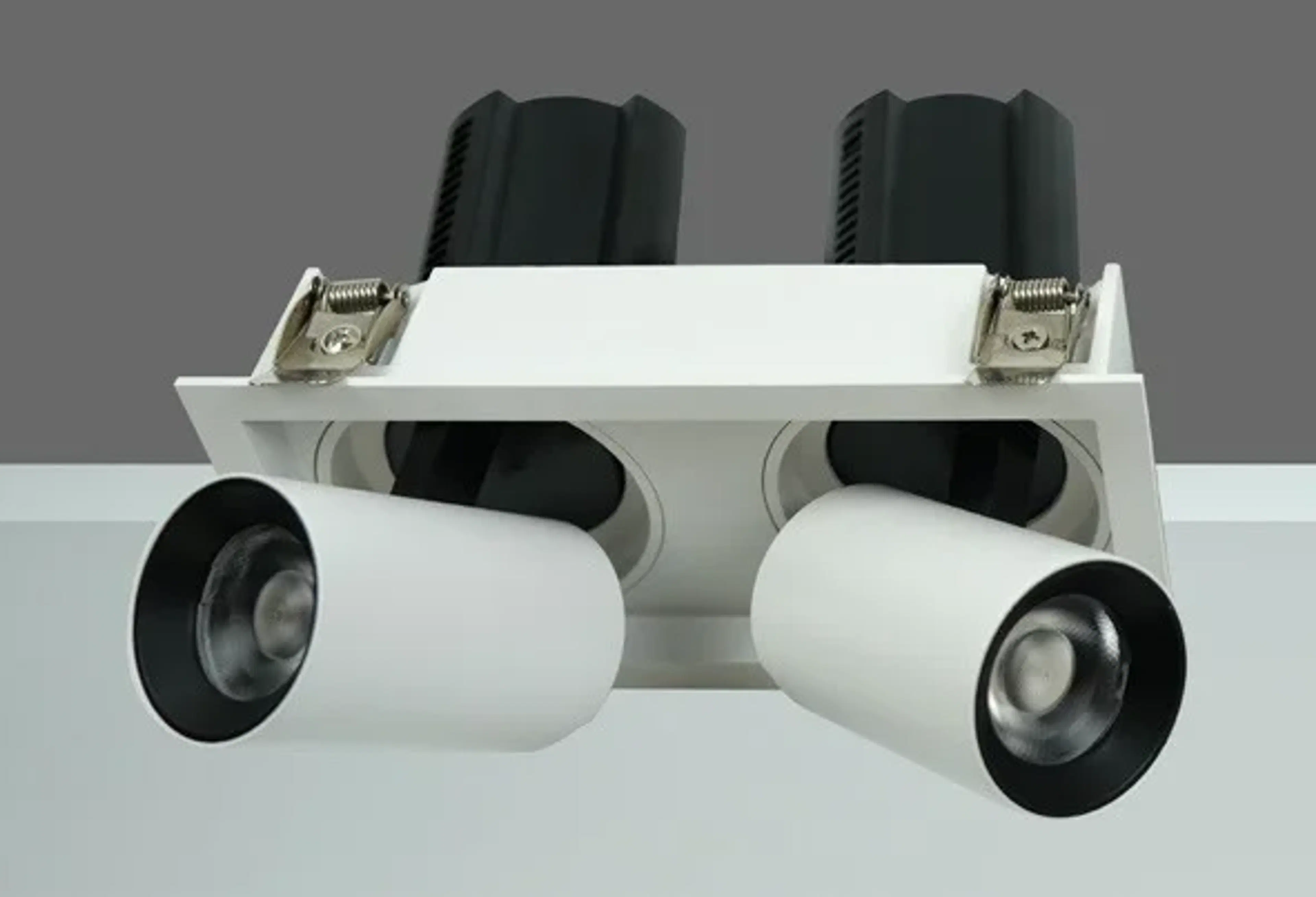CE 7508 2x12W 2x20W