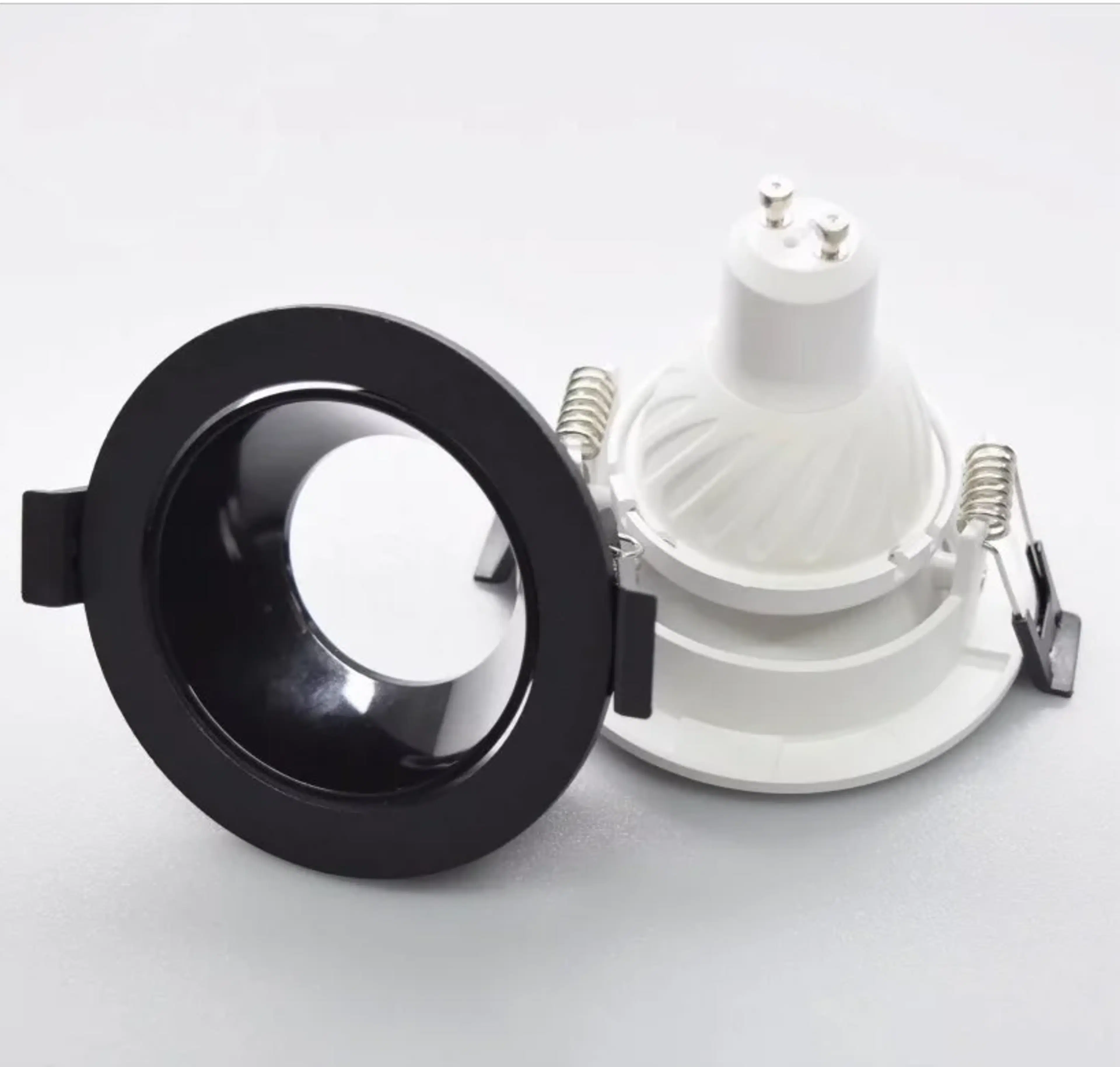 Kap MR16 K803 BK / WH - Image 2