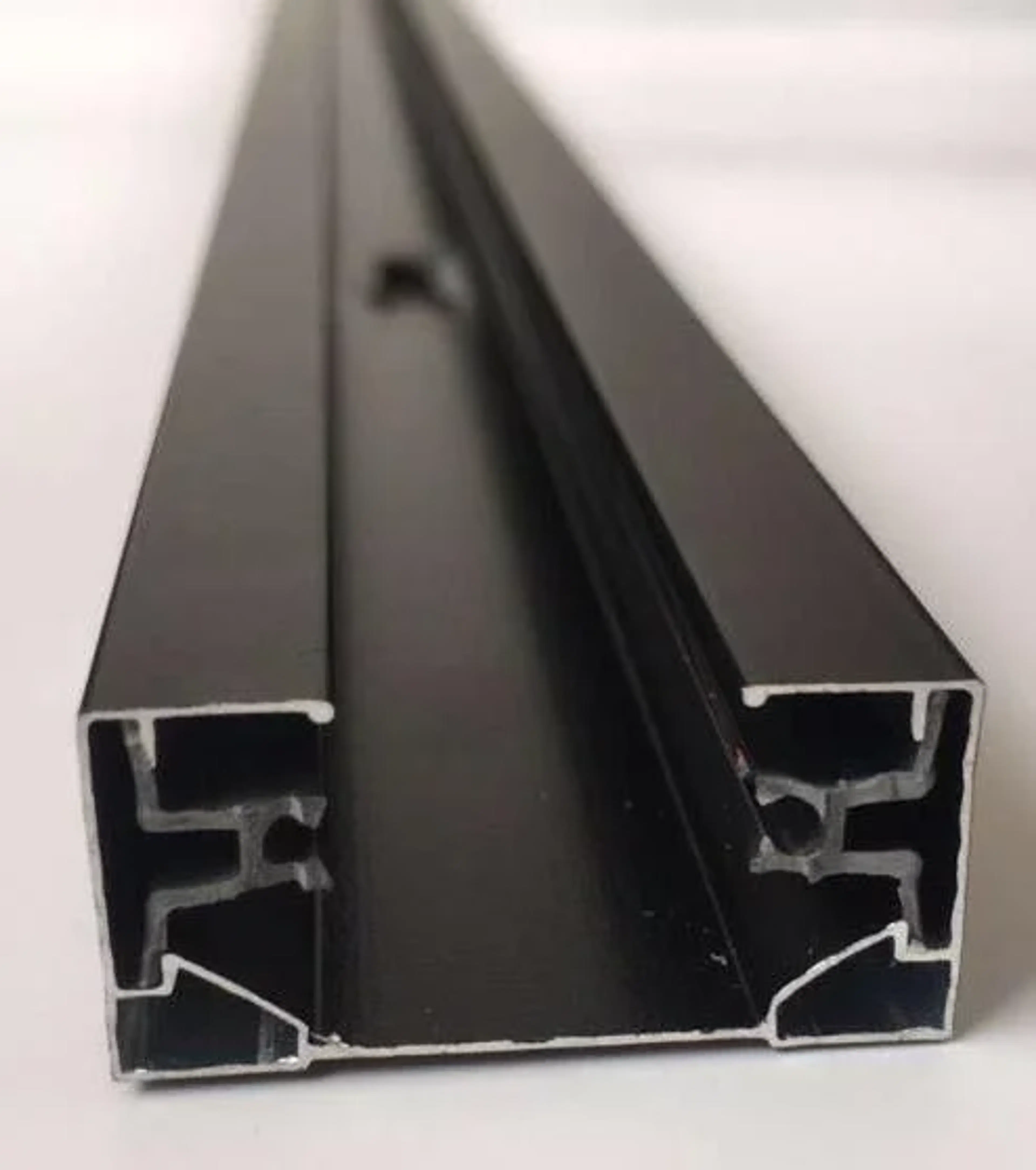 RELL Aluminium 1M 1.5M 2M Black & White  - Image 4