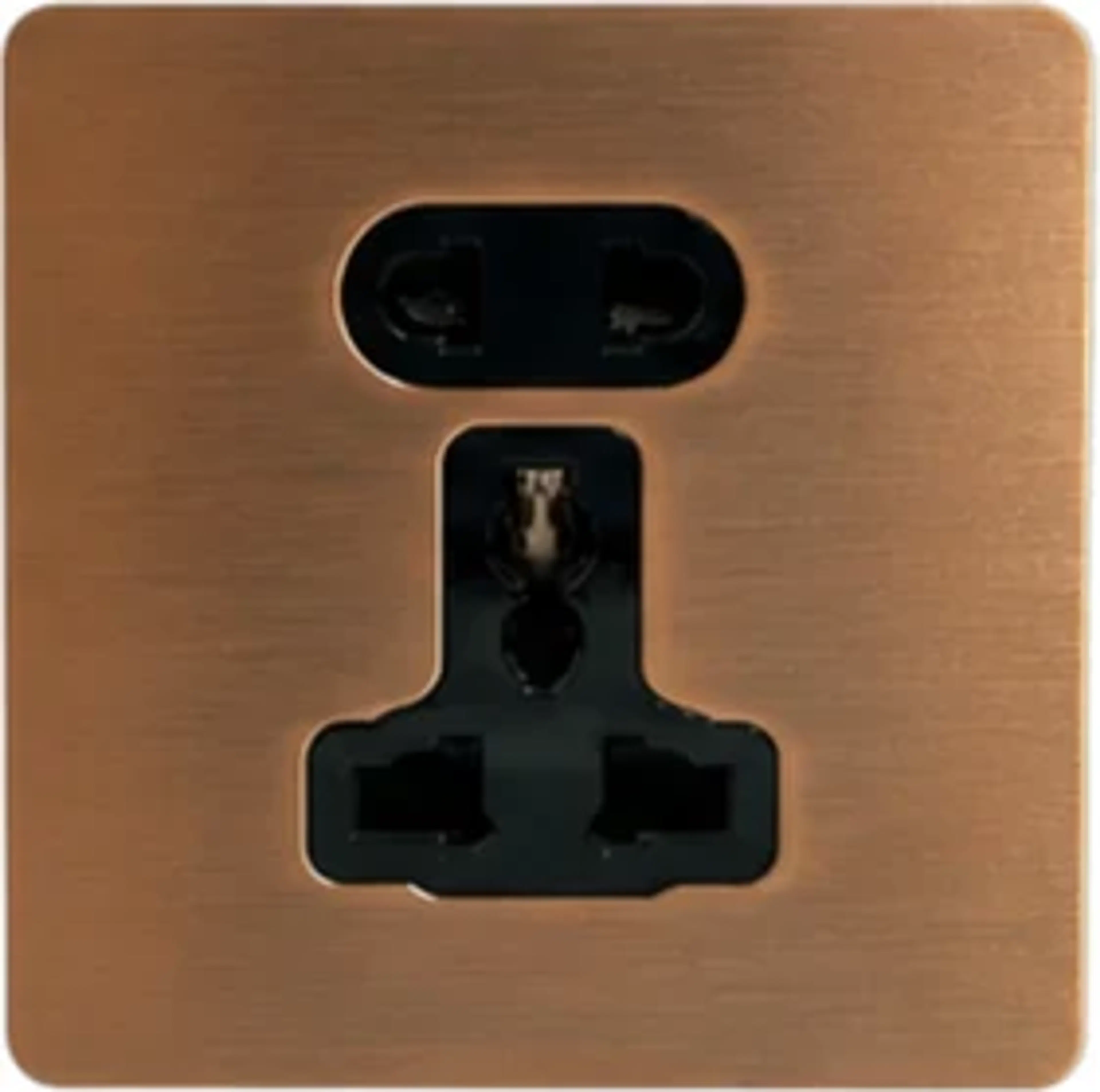 DESIGNO Stop Kontak 5 Pin 13A - Image 1