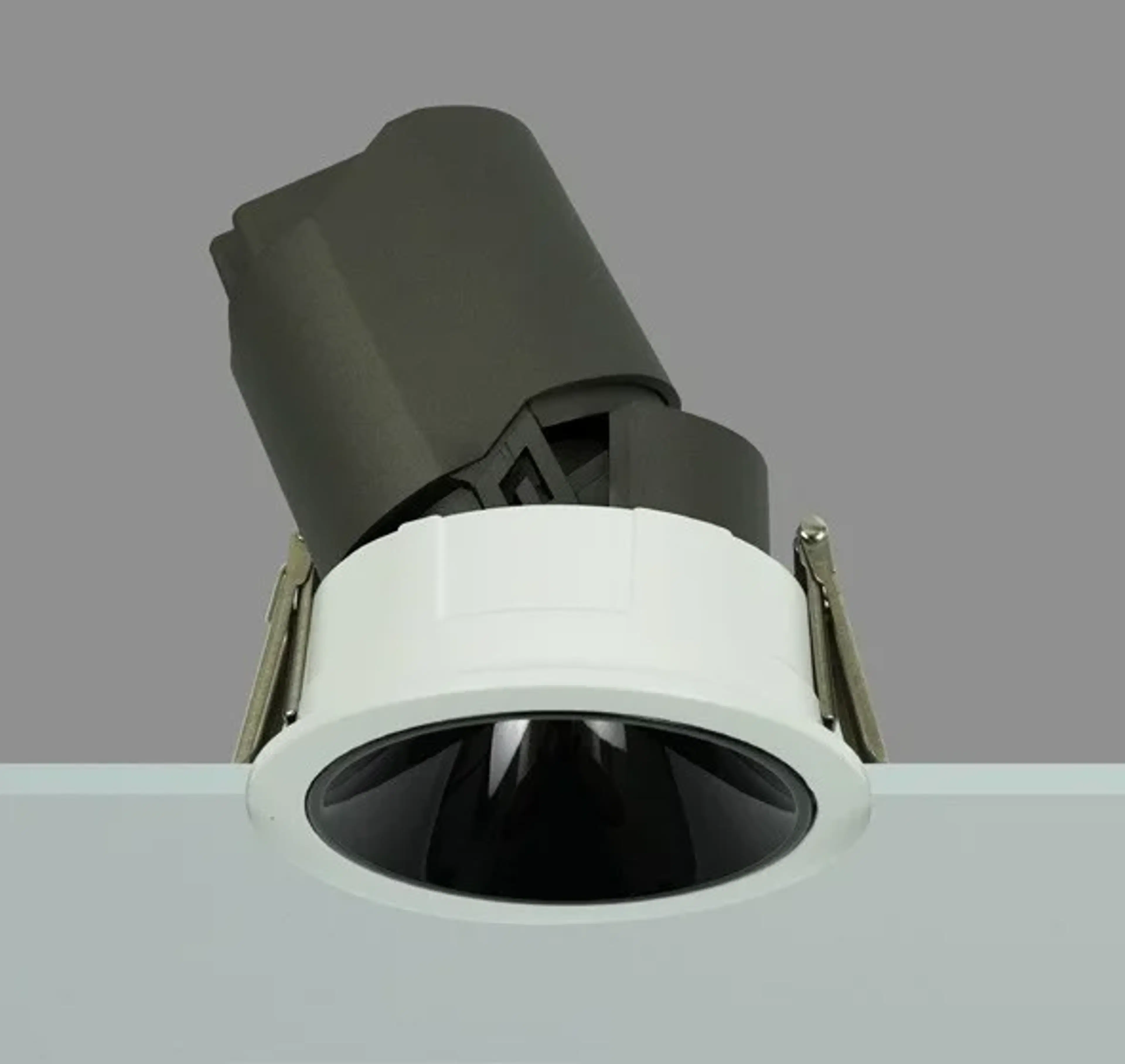 CE 908